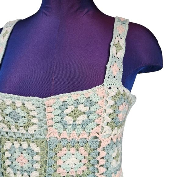 American Eagle Mint Green Pastel Crocheted Cropped Tank Top Size Medium O74 - Picture 2 of 8